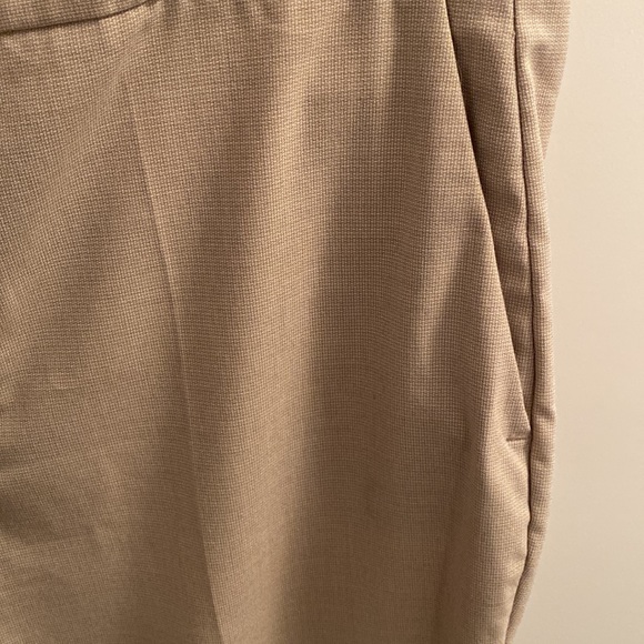 Zara - Picture 4 of 6